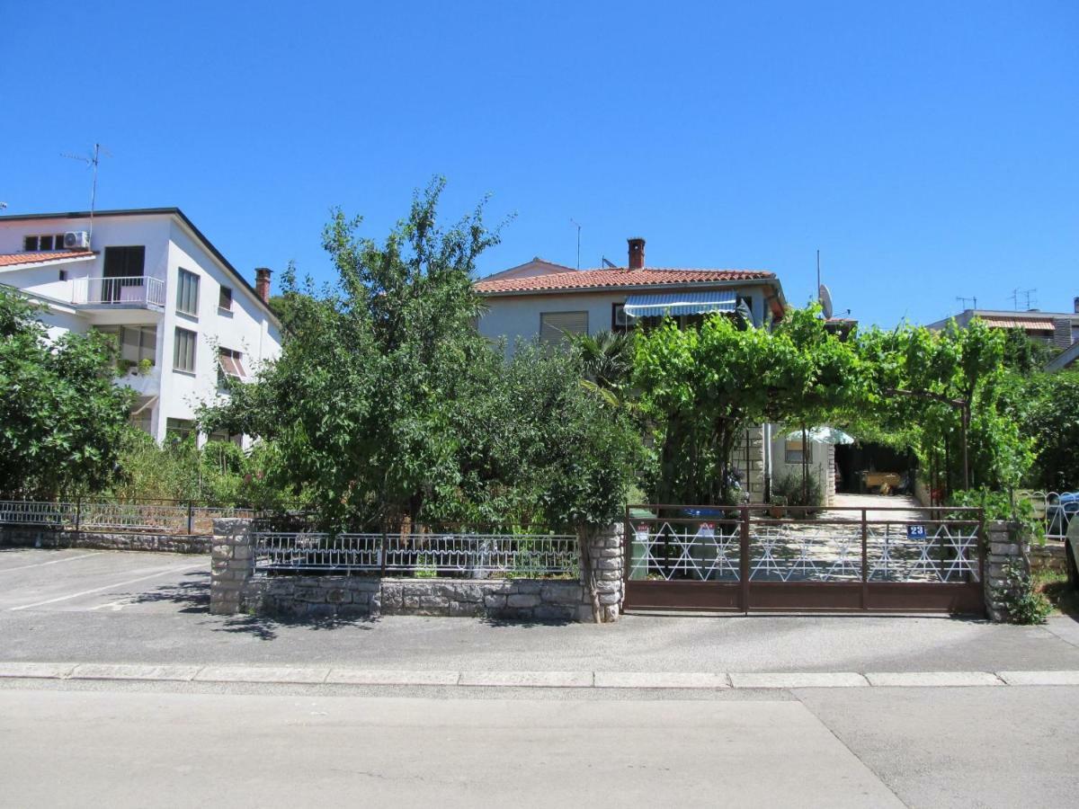 Vintage Rooms & Apartments Poreč Kültér fotó
